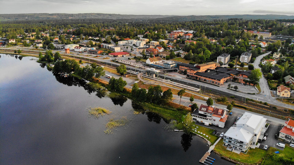 Mullsjö centrum fotograferat med drönare