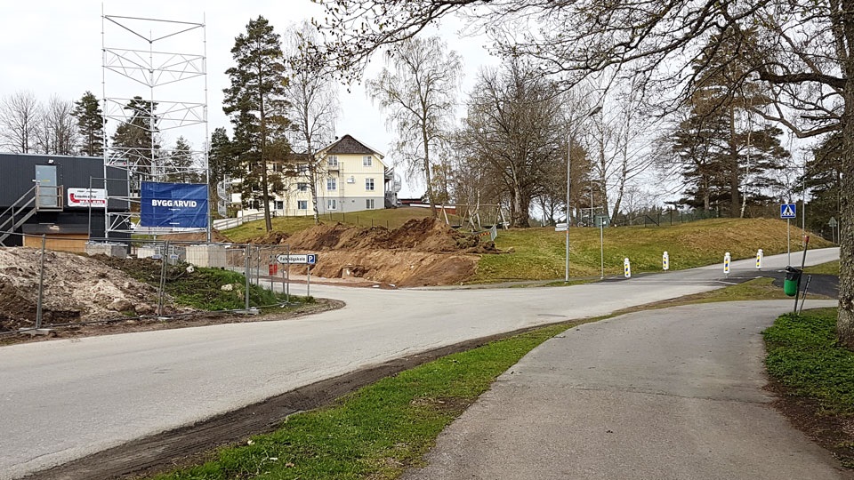 Björksätersvägen i höjd med Sjövägen
