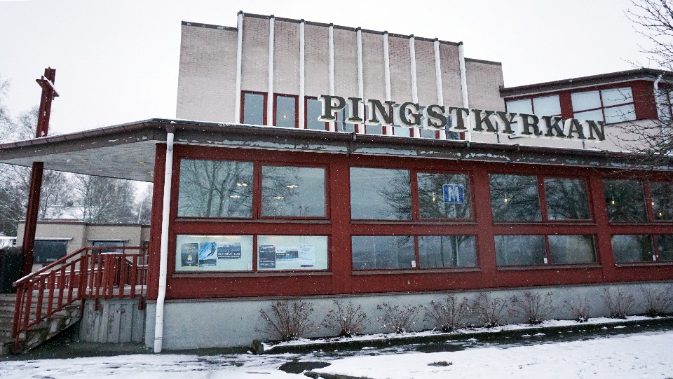 Pingstkyrkan i Mullsjö en kall vinterdag